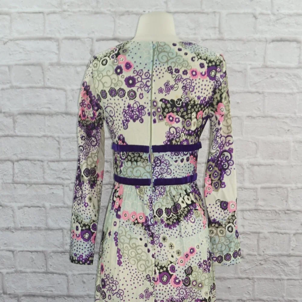 Vintage 70s Regency Floral Maxi Dress - Picture 3 of 8